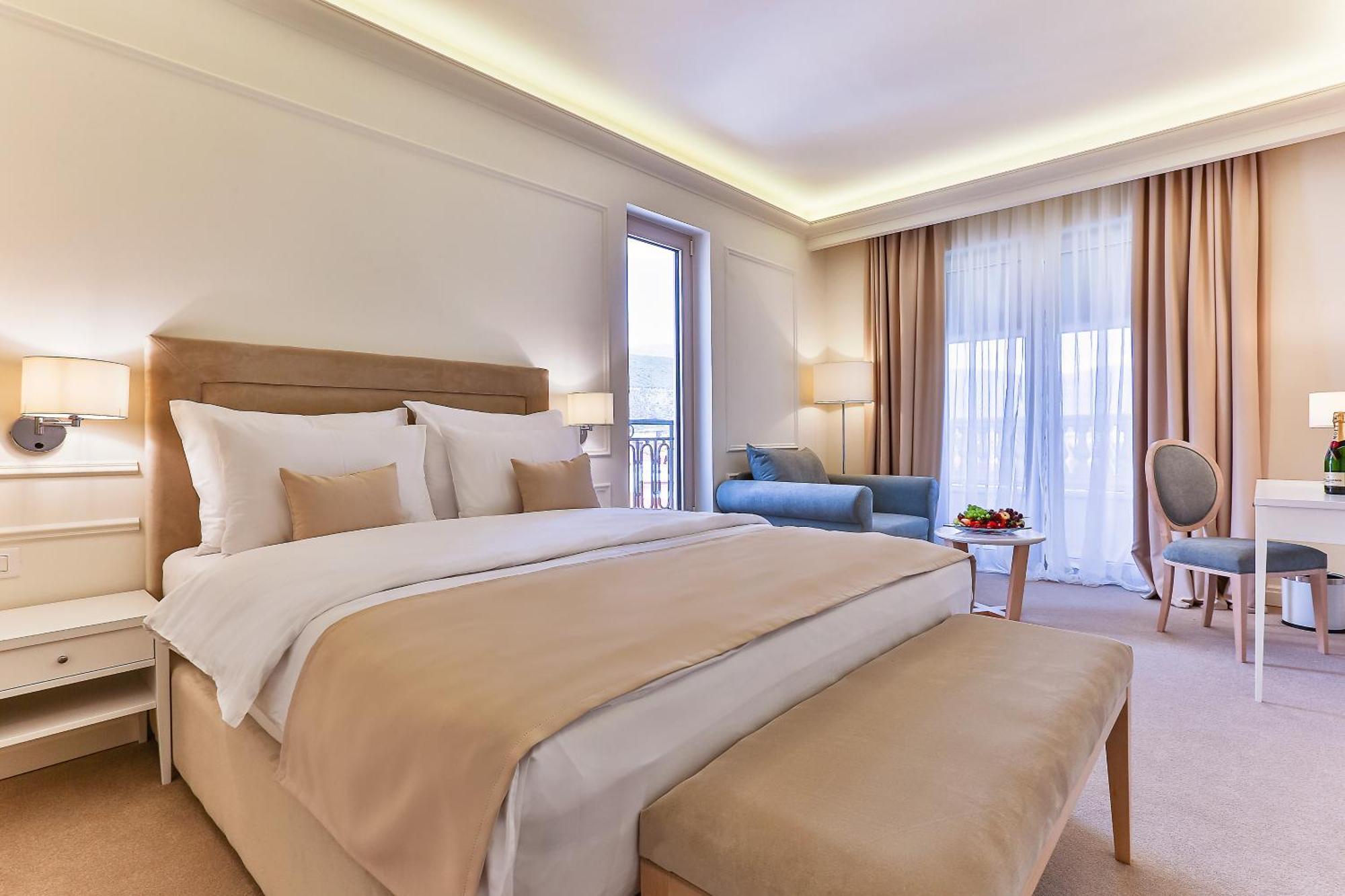 Hotel Eden Budva Bagian luar foto